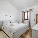 Palazzon By Guide Vila Brtonigla