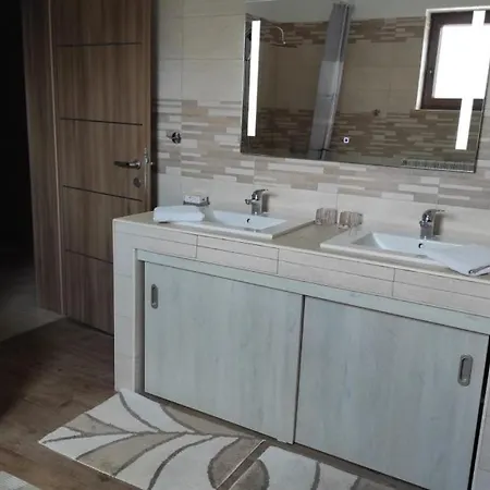 Palazzon By Guide Villa Nova Vas (Brtonigla)